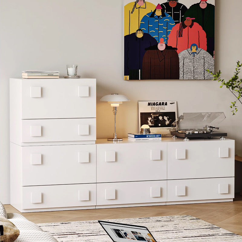 White Lacquered Carmen Cabinet