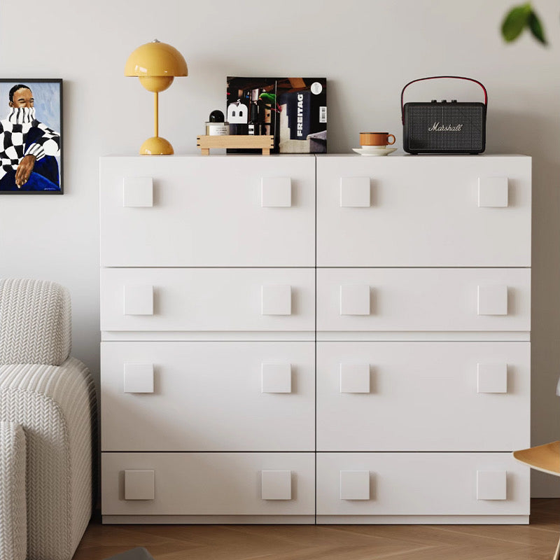 White Lacquered Carmen Cabinet